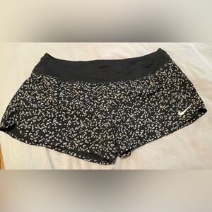 Nike “Dri Fit” Exercise Shorts Black with White Accents No-Cling Fabric Like New